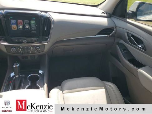 Used 2018 Chevrolet Traverse LT w/ LPO, Floor Liner Package AWD/4WD image 29