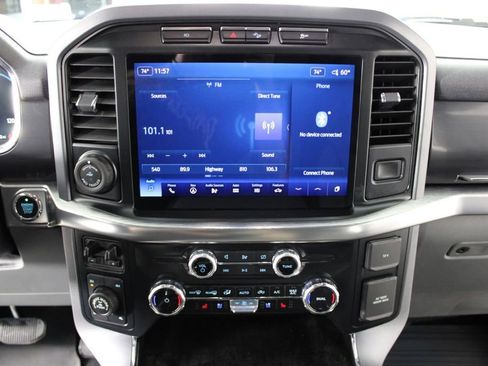 Used 2023 Ford F150 Lariat w/ Trailer Tow Package image 22