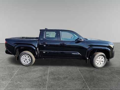 New 2026 Toyota Tacoma SR5 AWD/4WD image 8
