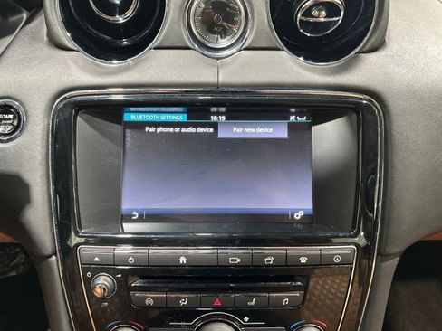 Used 2016 Jaguar XJ L Portfolio AWD/4WD image 73