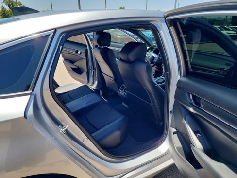 Used 2021 Honda Accord Sport image 18
