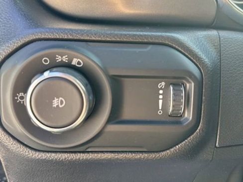 Certified 2023 Jeep Wrangler Unlimited Sport AWD/4WD image 21