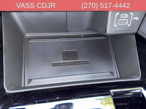 Used 2026 Jeep Compass Latitude w/ Quick Order Package 29K AWD/4WD image 23