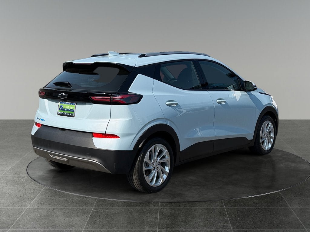 Used 2023 Chevrolet Bolt EUV LT FWD image 10