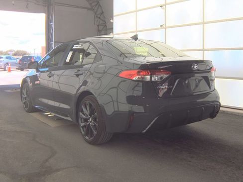 Used 2025 Toyota Corolla SE FWD image 5
