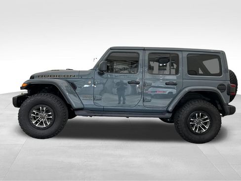 Used 2024 Jeep Wrangler Unlimited Rubicon 392 AWD/4WD image 2