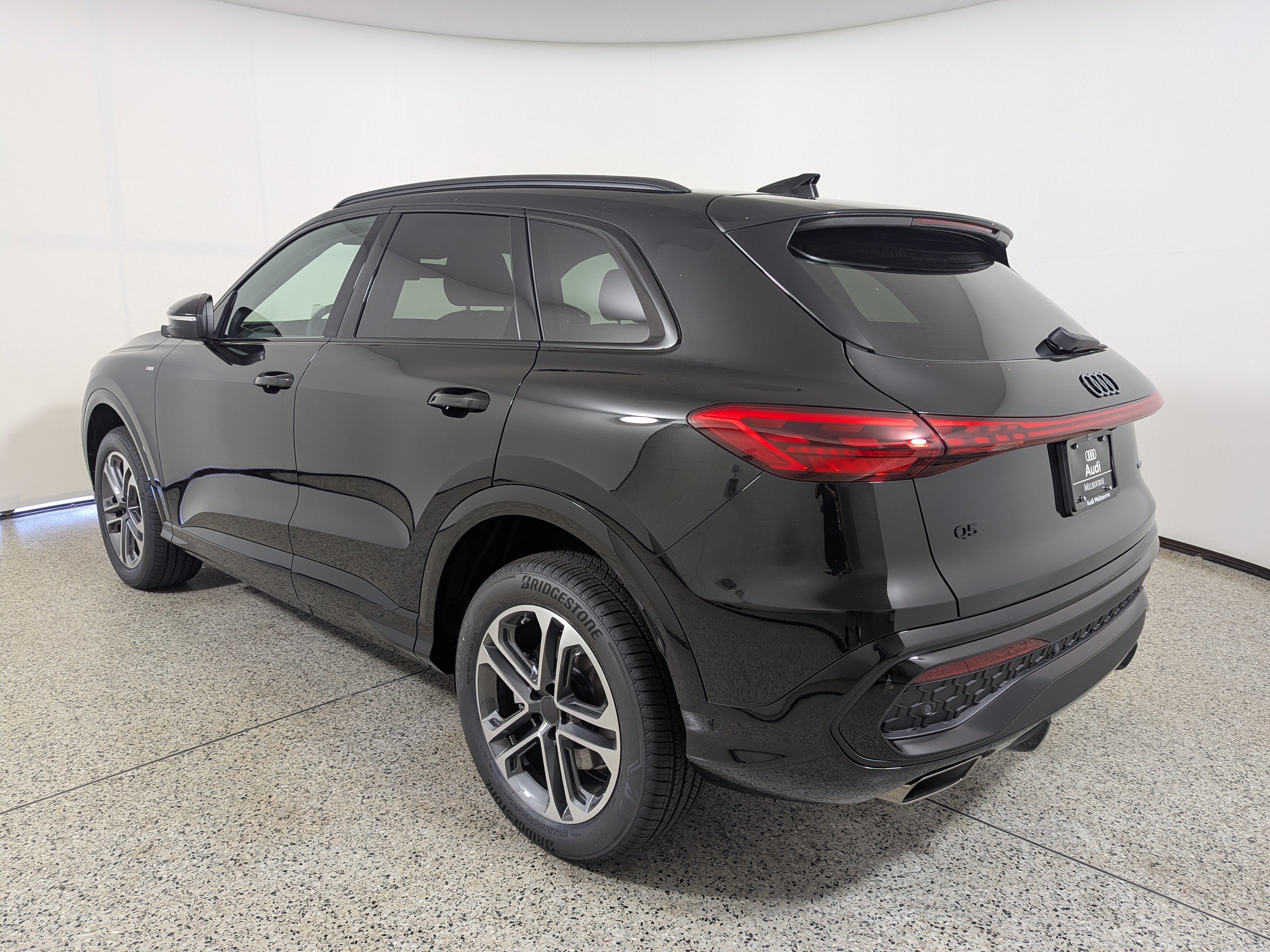 New 2026 Audi Q5 2.0T AWD/4WD image 5