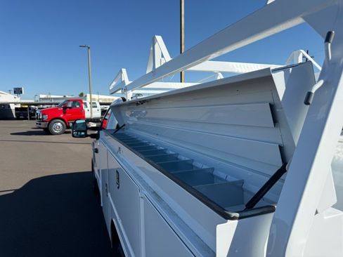 New 2026 Ford F350 XL w/ XL Chrome Package RWD image 16