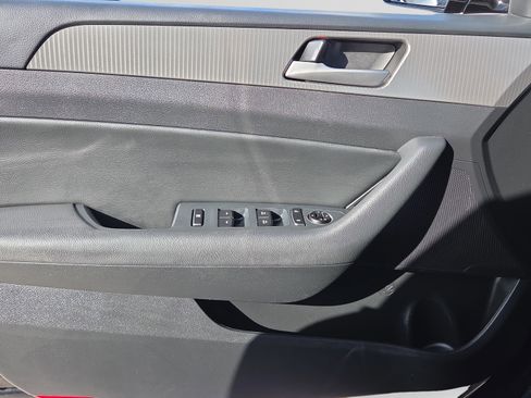 Used 2019 Hyundai Sonata Sport w/ Tech Package 03 FWD image 34
