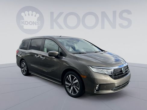 Used 2023 Honda Odyssey Touring image 10