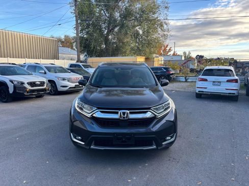 Used 2019 Honda CR-V Touring image 2