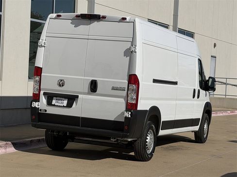 New 2026 RAM ProMaster 2500 w/ Convenience Group image 5