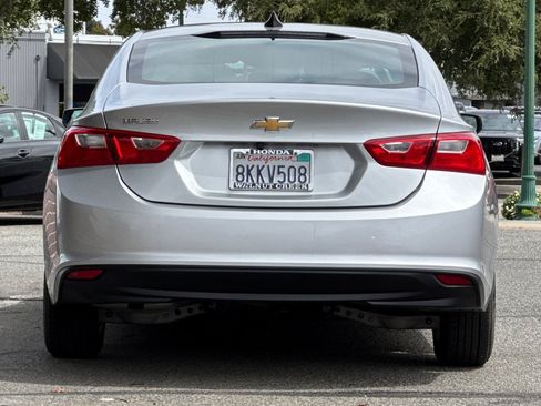 Used 2019 Chevrolet Malibu LS w/ LPO, Convenience Package 2 FWD image 5