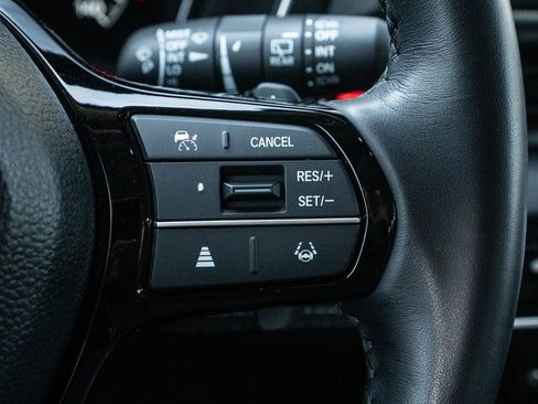 Used 2024 Honda Pilot Touring image 20