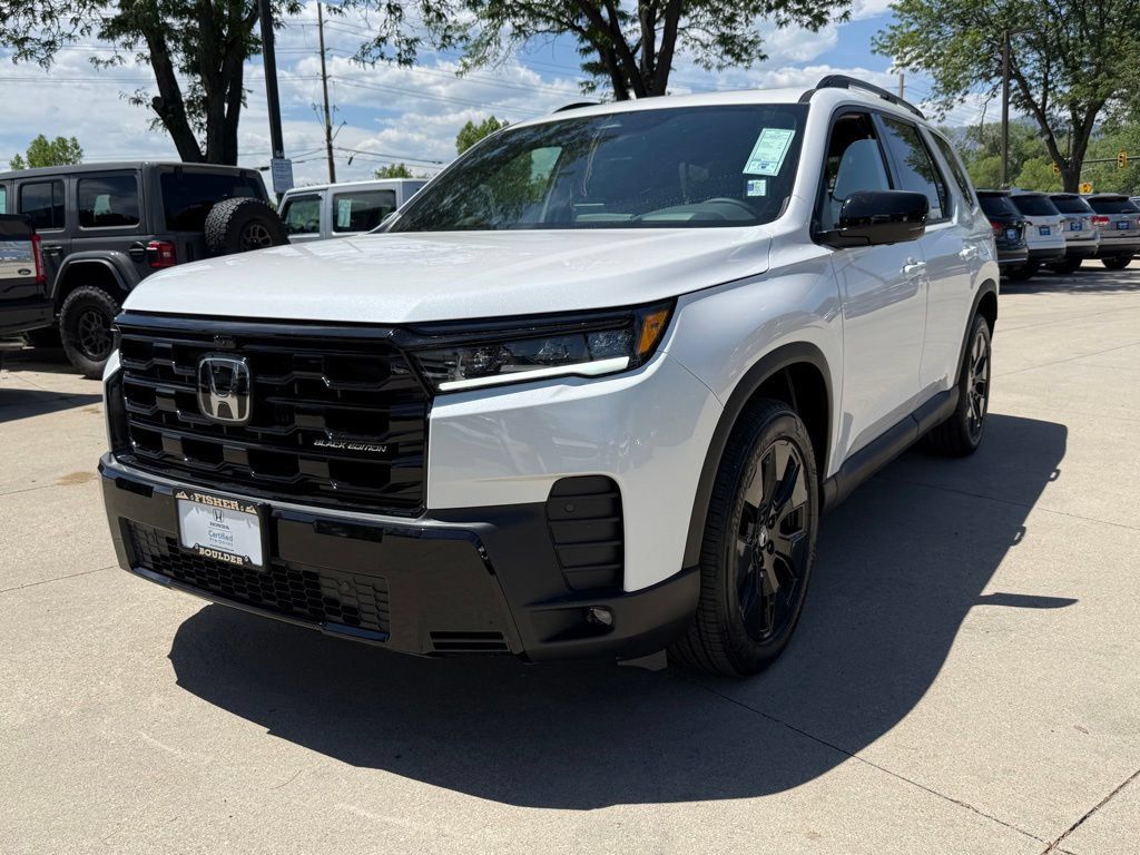 Certified 2026 Honda Pilot Black Edition image 10