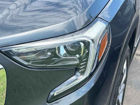 Used 2019 GMC Terrain SLT w/ Preferred Package FWD image 9
