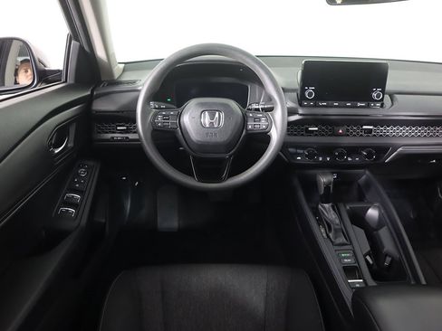 Used 2023 Honda Accord EX image 41