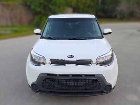 Used 2015 Kia Soul image 2