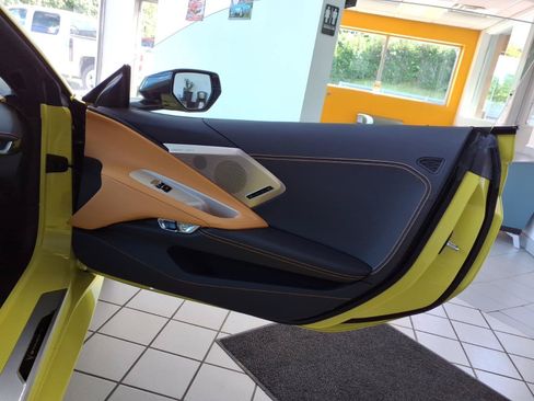 Used 2023 Chevrolet Corvette Stingray Preferred Cpe w/ 2LT RWD image 19