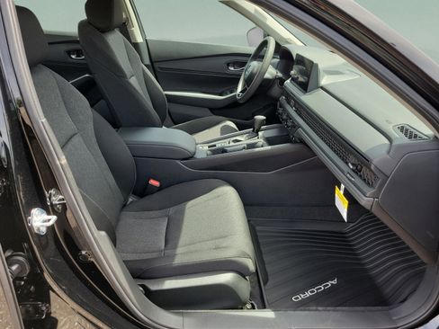 New 2026 Honda Accord SE image 18