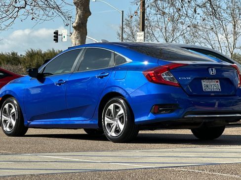Used 2019 Honda Civic LX image 3