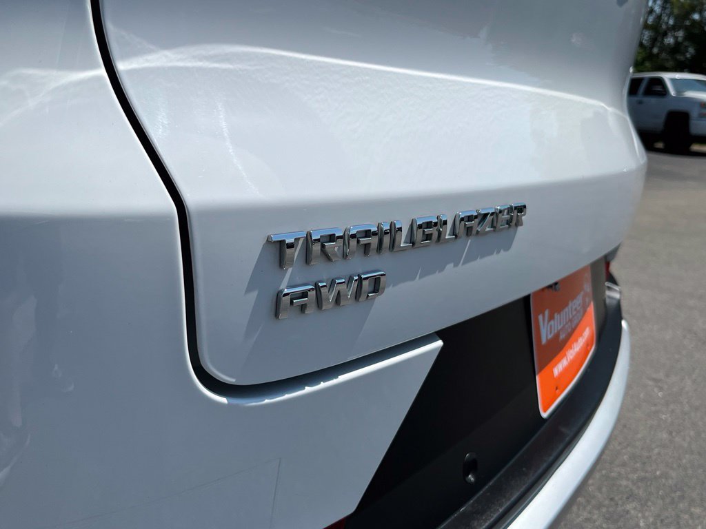 Used 2023 Chevrolet TrailBlazer LT AWD/4WD image 9