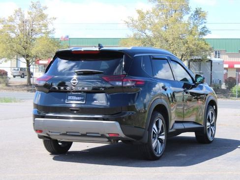 Used 2024 Nissan Rogue SL w/ SL Premium Package image 5