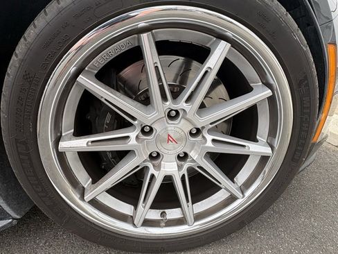 Used 2017 Chevrolet Corvette Grand Sport image 9