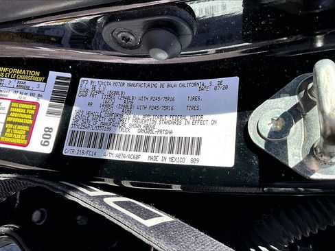 Used 2020 Toyota Tacoma SR5 image 30