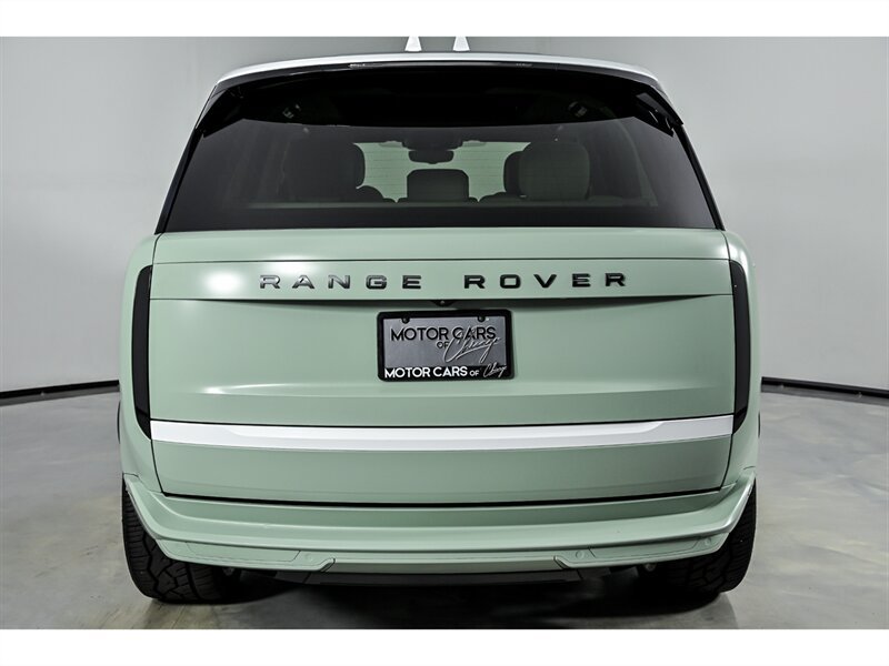 Used 2023 Land Rover Range Rover SE AWD/4WD image 8