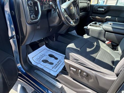Used 2021 Chevrolet Silverado 1500 LT w/ Bed Protection Package AWD/4WD image 10