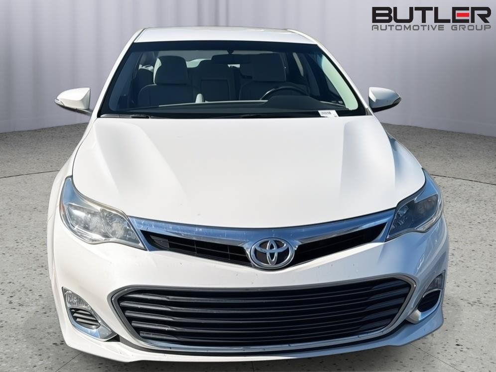 Used 2015 Toyota Avalon XLE FWD image 4