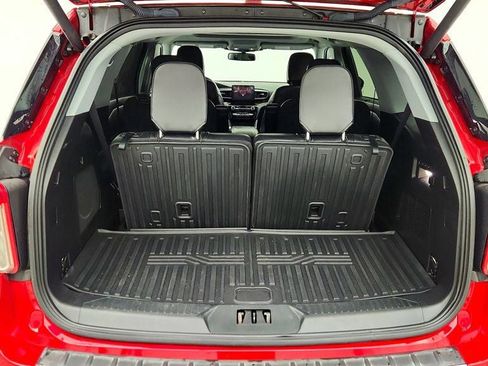 Used 2022 Ford Explorer Limited w/ Equipment Group 301A image 22