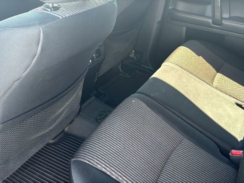 Used 2016 Toyota 4Runner SR5 AWD/4WD image 21