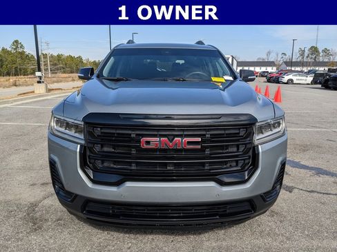 Used 2023 GMC Acadia SLE w/ Driver Convenience Package image 11