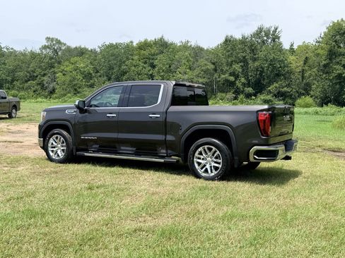 Used 2021 GMC Sierra 1500 SLT w/ SLT Premium Plus Package RWD image 3