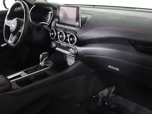 Used 2024 Nissan Sentra SR FWD image 27