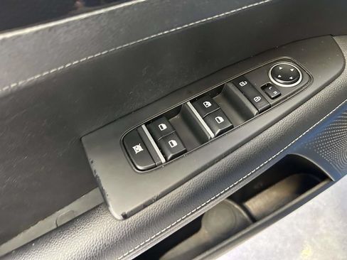 Used 2023 Kia Forte GT-Line FWD image 17