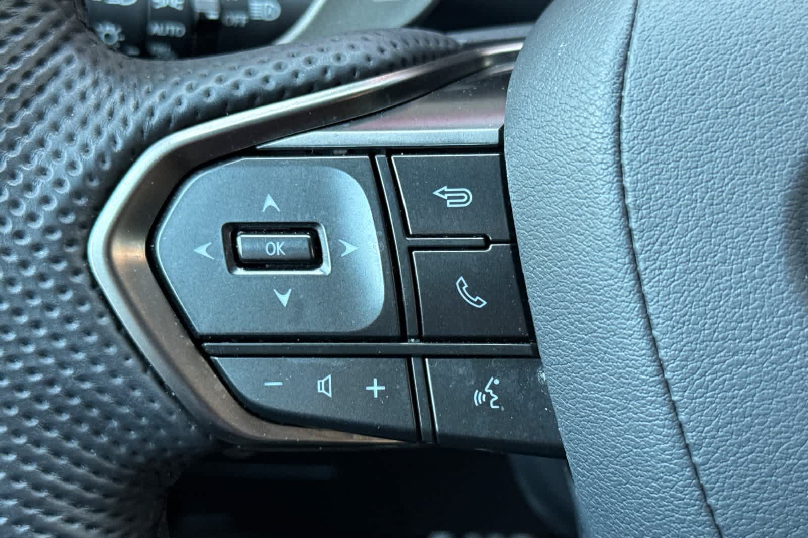 Certified 2026 Lexus TX 500h AWD w/ Technology Package image 29