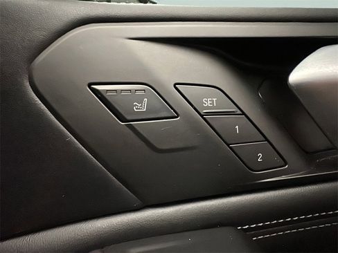 Used 2021 BMW X6 M w/ Executive Package image 17