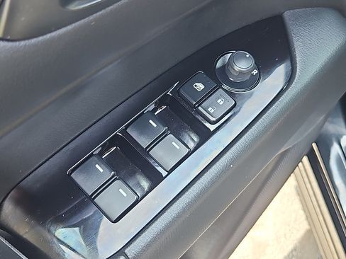 Used 2025 MAZDA CX-5 AWD 2.5 S w/ Preferred Package image 19