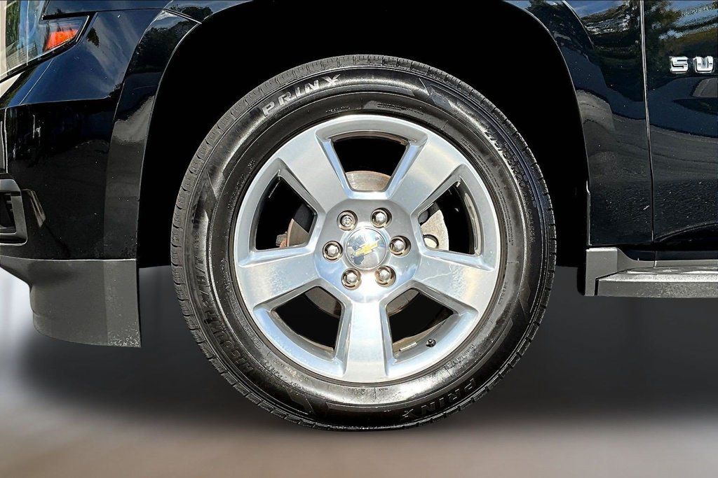 Used 2017 Chevrolet Suburban LT AWD/4WD image 32