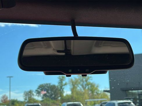 Used 2016 Jeep Wrangler Unlimited Sahara w/ Dual Top Group image 19