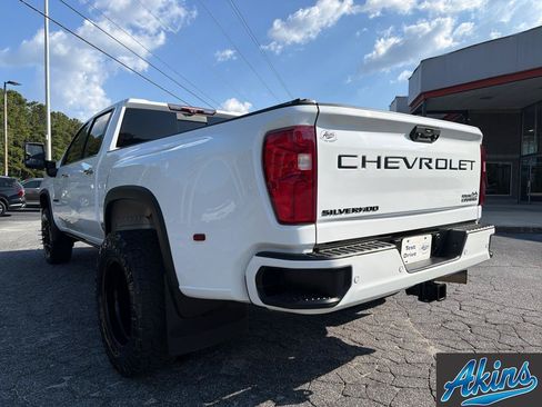 Used 2020 Chevrolet Silverado 3500 High Country w/ Technology Package AWD/4WD image 6