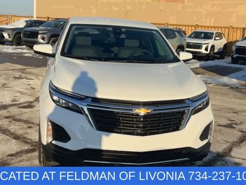 Used 2022 Chevrolet Equinox LT image 3