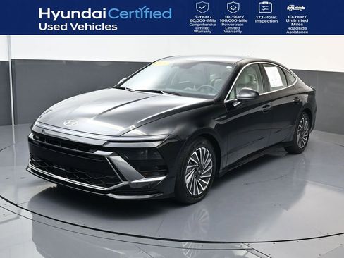 Certified 2025 Hyundai Sonata SEL FWD image 1