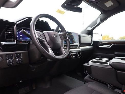 Used 2023 Chevrolet Silverado 1500 RST image 15