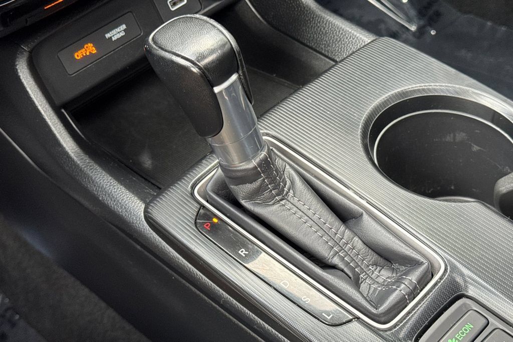 Certified 2024 Honda Civic EX image 20