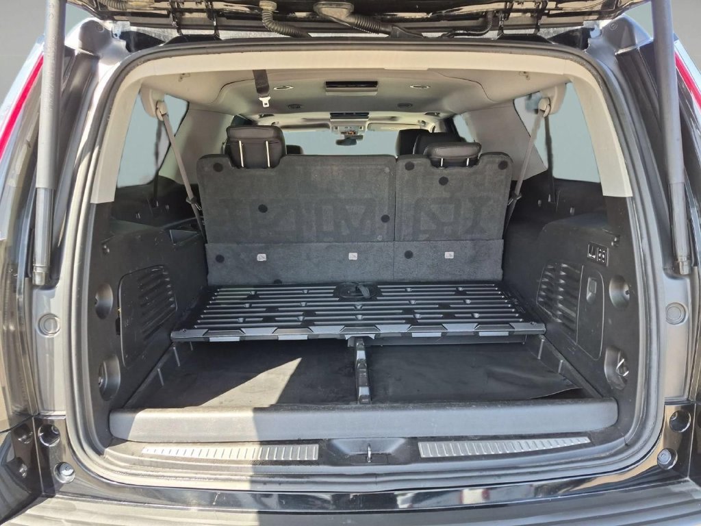 Used 2019 Cadillac Escalade ESV Premium Luxury AWD/4WD image 26