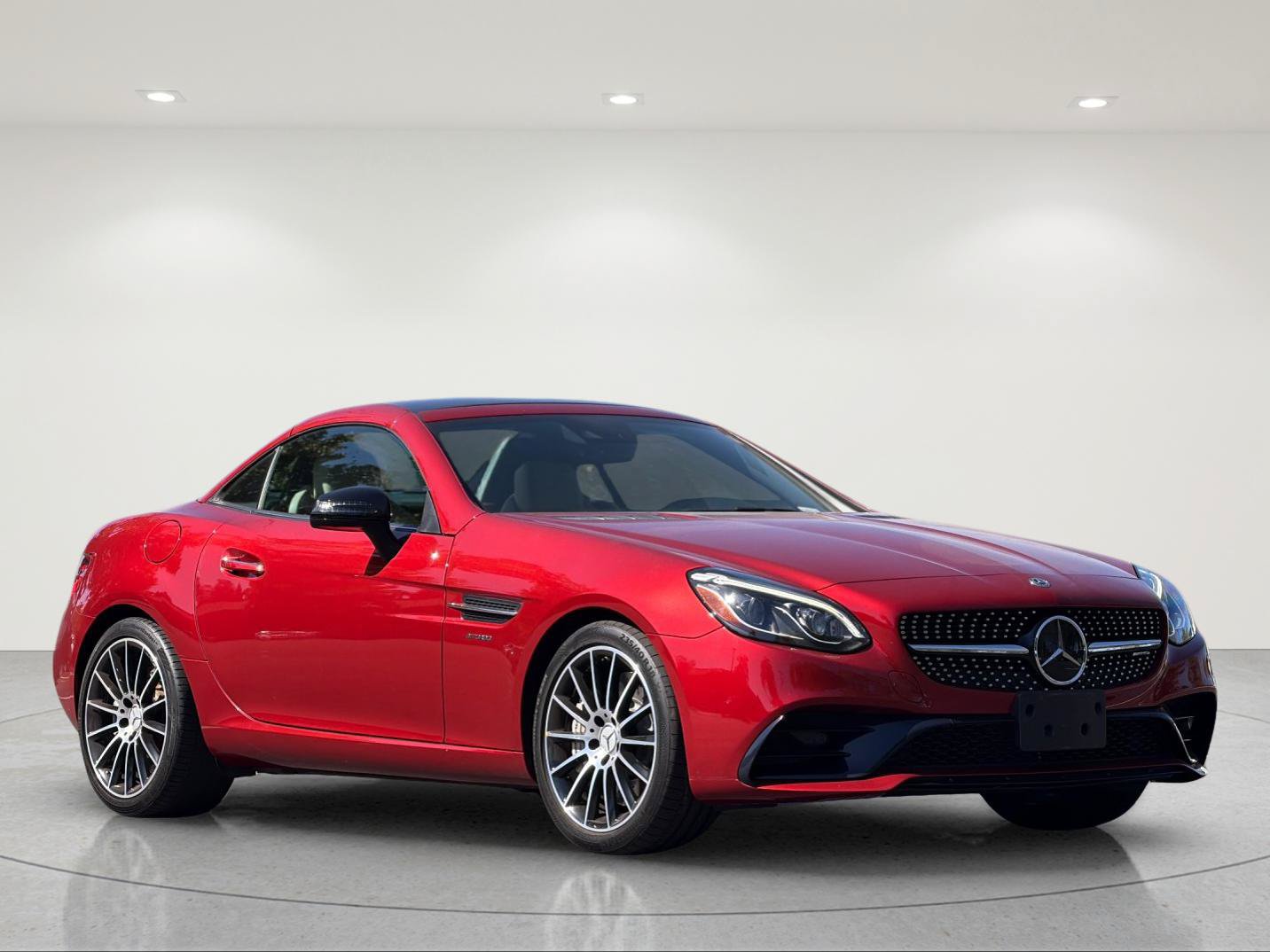 Used 2019 Mercedes-Benz SLC 43 AMG image 7